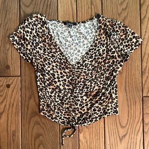 Rouched Leopard Midriff T-shirt Size S